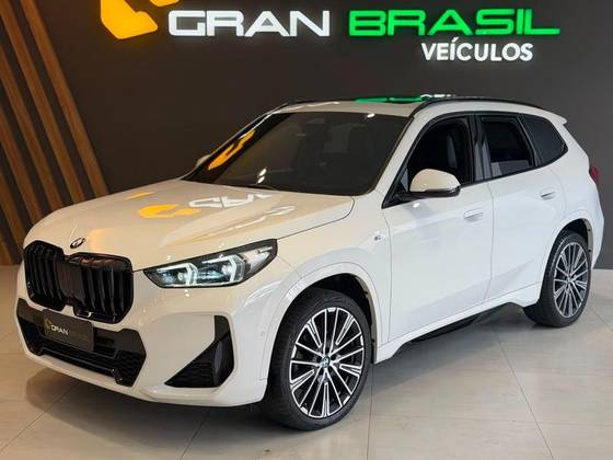 BMW X1 2.0 16V TURBO GASOLINA SDRIVE20I M SPORT STEPTRONIC BMW X1 2.0 16V TURBO GASOLINA SDRIVE20I M SPORT STEPTRONIC